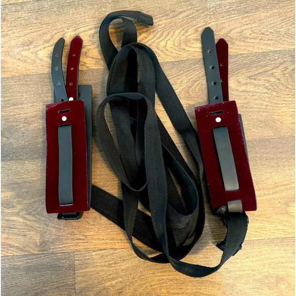 🔥🔥🔥UNUSED BDSM Under the bed restraint handcuff’s 🔥🔥🔥 - Picture 1 of 1